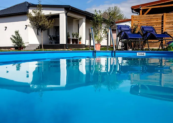 4seasons Case de vacanță Fonyód