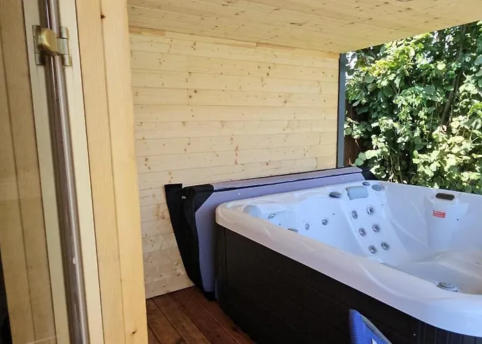 4seasons Case de vacanță Fonyód