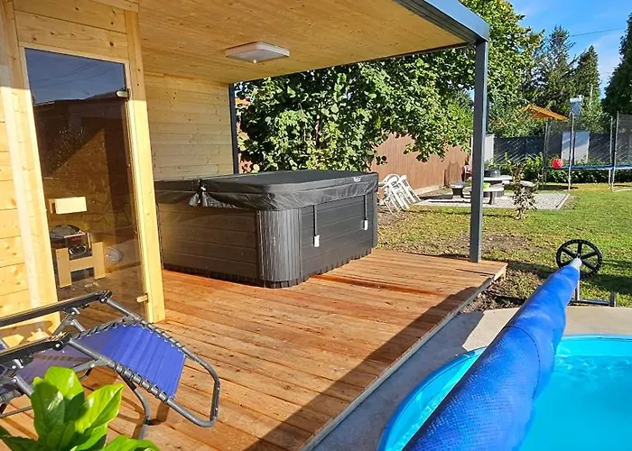 4seasons Case de vacanță Fonyód